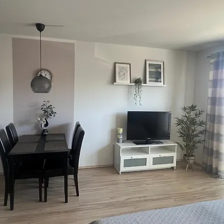 Dana Apartment *